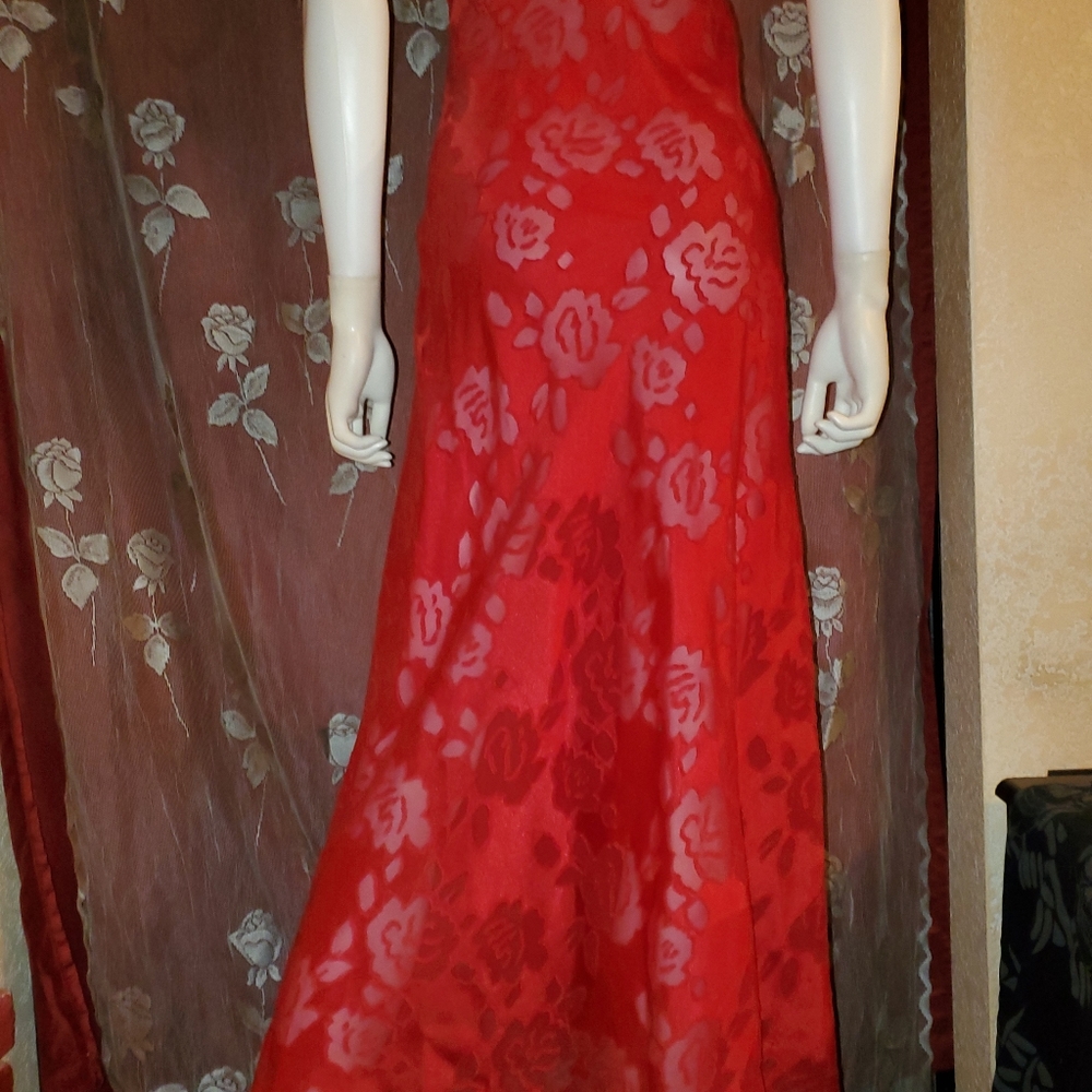 Vintage-❤ Gorgous Red Silky Negligee by VS❤ - Picture 6 of 11